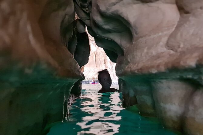 Private Tour Wadi Shab & Sinkhole Tour – Swim, Hike & Explore - Why Wadi Shab deserves most of your day