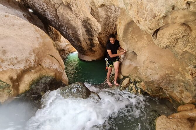 Private Wadi Shab - Bimmah Sinkhole - White Sand Beach - Full Day Tour - The walk into Wadi Shab is part of the experience