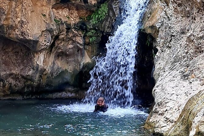 Private Wadi Tiwi - Bimmah Sinkhole - White Sand Beach - Full Day Tour - Swimming and picnic time in the wadi