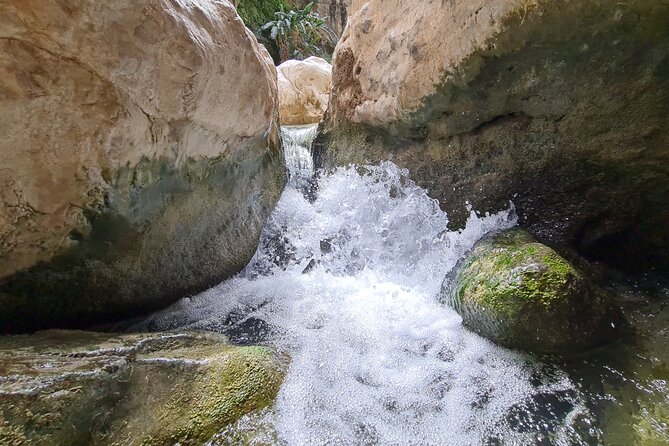 Private Wadi Tiwi - Bimmah Sinkhole - White Sand Beach - Full Day Tour - White Sands Beach or Fins Beach