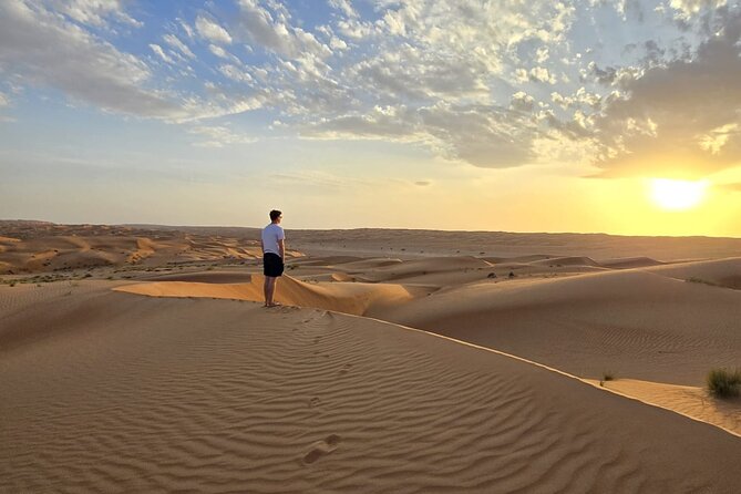 Private Watching Sunrise in the Desert - Early Morning Tour - Watching the sun rise over Wahiba Sands
