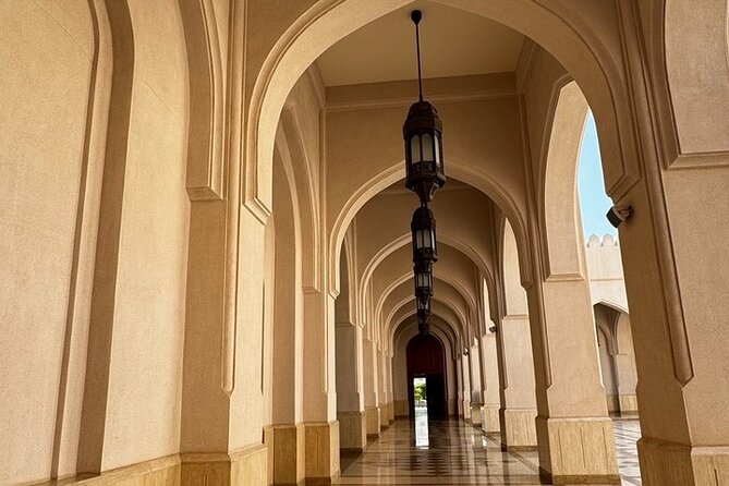 Salalah City Tour: Discover Salalahs Treasures with a Local Guide - What the guide adds to the day