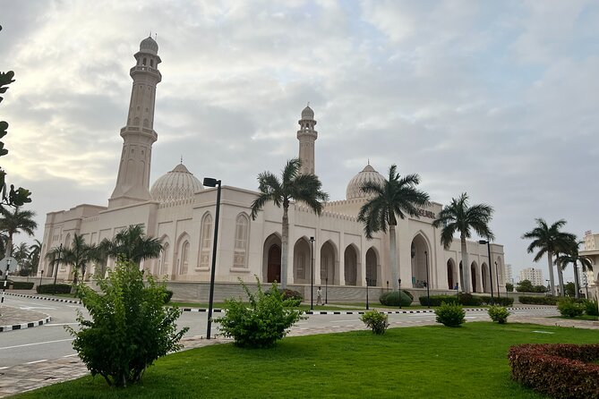 Salalah City Tour with History, Culture, Souq Shopping, Halwa - Al Baleed, the old port of frankincense