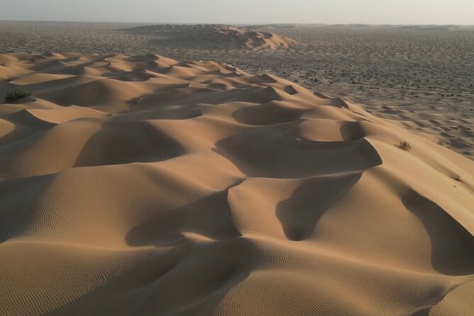 Sunset desert safari Salalah with Dinner in a Bedouins camp - The Lost City of Ubar and its extra fee