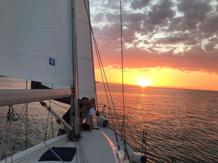 Sunset Dhow Cruise - Kahwa, dates, and the Omani touch