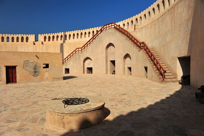 Tour Arwa 3 Days-2 Nights, Oman Tours Package - Nizwa brings Oman’s past into focus