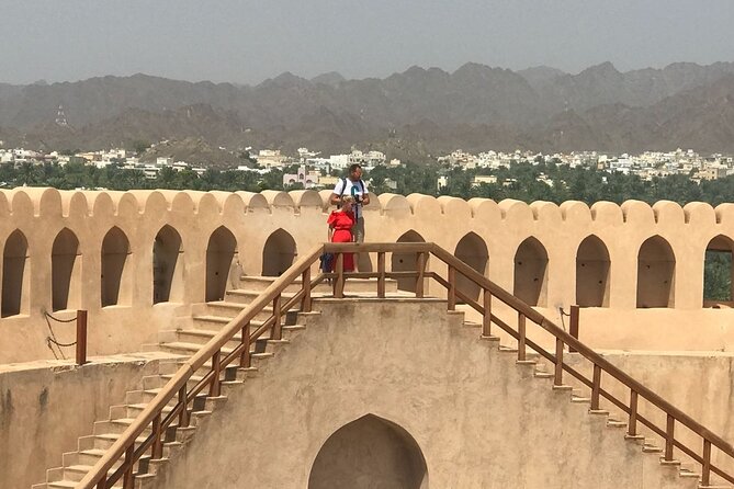 Tour Arwa 3 Days-2 Nights, Oman Tours Package - Fins Beach and Bimmah Sinkhole complete the coastal route