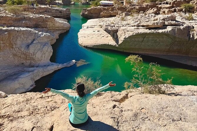 Tour Jawahir 2 Days-1 Night In Wahiba Sands, Oman Tours Package - What the $588 price includes