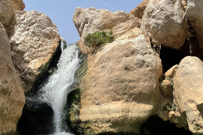 Visit wadishab full day from Musact - Bimmah Sinkhole and the geology of the coast