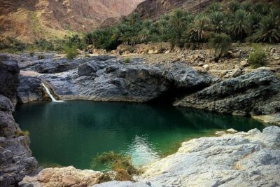 Wadi Al Arbeieen Sinkhole & Fins Beach Swim & Hike
