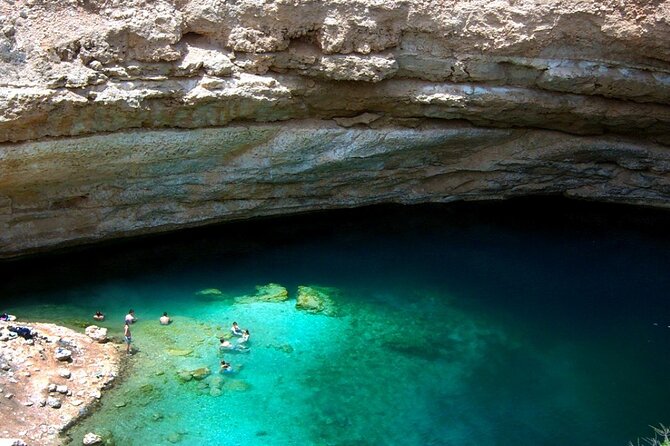 Wadi Shab and Bimmah Sinkhole 4X4 (Private Tour ) - Who will enjoy this tour most