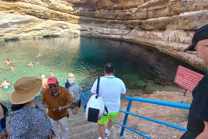 Wadi Shab and Bimmah Sinkhole Full Day Tour - How the private price works for your group