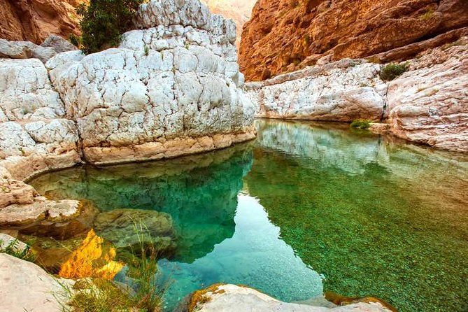 Wadi shab and Sinkhole adventure - What the private format is really worth