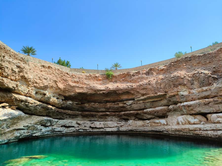 Wadi Shab &Bimmah Sinkhole &Heart shaped Cave &Pebble Beach - What to pack for a wet day