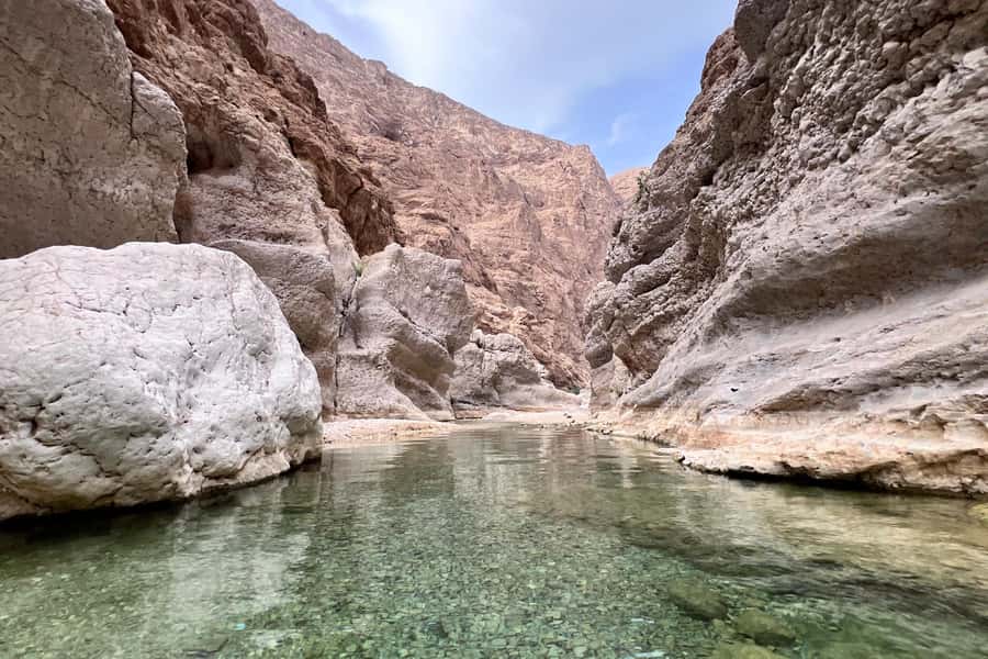 Wadi Shab & Wadi Tiwi : Guided Adventure (Customer Own Car) - Wadi Tiwi and Mibam require the right vehicle