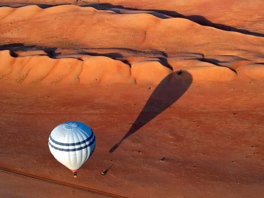 Wahiba Sands: Hot Air Balloon Experience - A quiet hour above the dunes