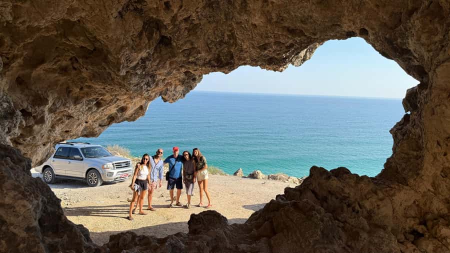 West Salalah: Caribbean of the Orient Fazayah Beaches & City - Sultan Qaboos Mosque: a short but important beginning
