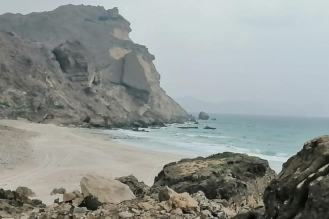 Where Sea Meets Rock: A Scenic Journey to West Salalah’s Shores - Mughsail Lagoon changes the mood